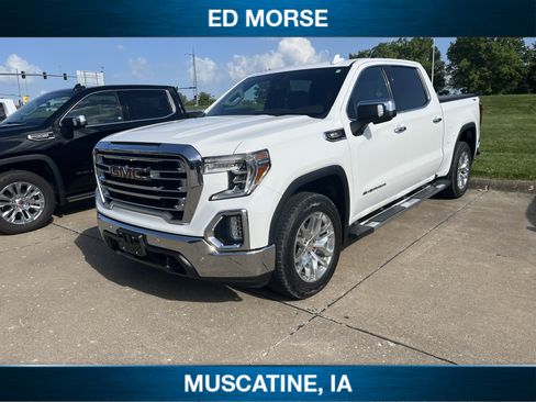 Used 2021 GMC Sierra 1500 SLT w/ SLT Premium Plus Package AWD/4WD image 3