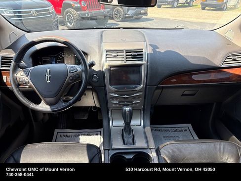 Used 2012 Lincoln MKX AWD image 15