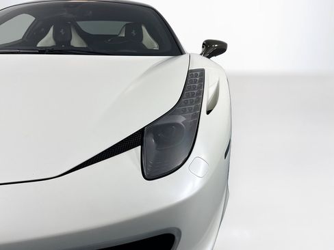 Used 2010 Ferrari 458 Italia Coupe RWD image 50