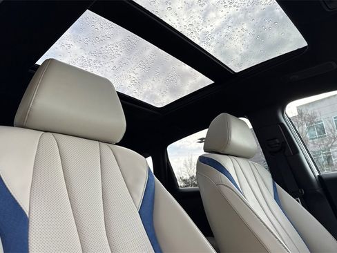 Certified 2025 Acura ADX A-Spec image 18