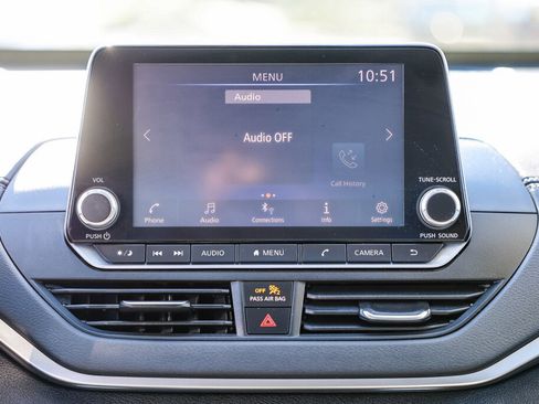 Used 2020 Nissan Altima 2.5 SV image 4