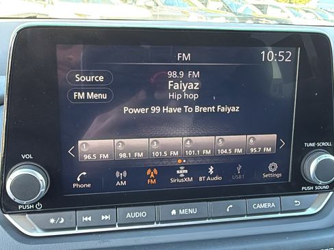 Certified 2023 Nissan Rogue SV image 13