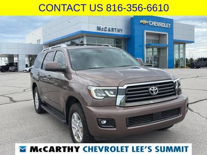 Used 2019 Toyota Sequoia SR5 w/ Carpet Mat Package (TMS)