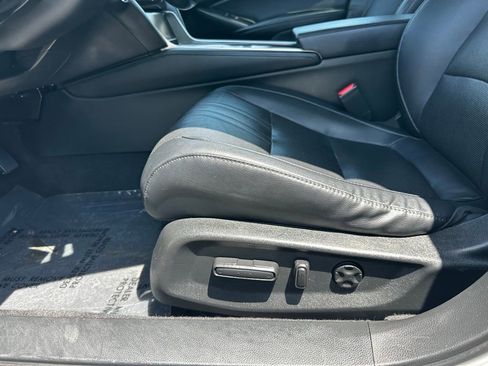 Used 2018 Honda Accord EX-L image 13