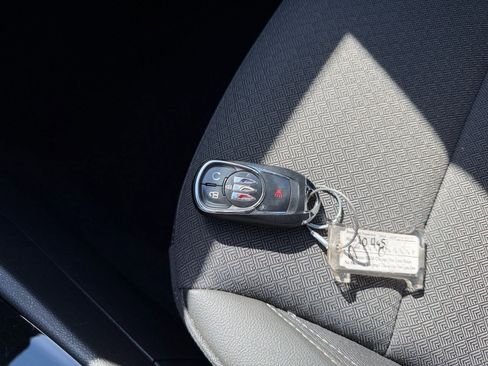 Used 2025 Buick Encore GX Preferred image 22