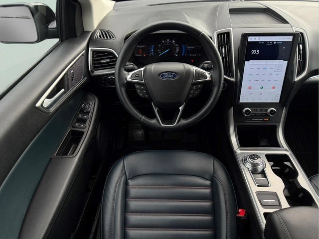 Used 2024 Ford Edge SEL w/ Sport Appearance Package AWD/4WD image 12