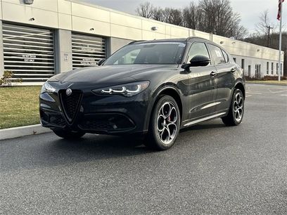 New 2025 Alfa Romeo Stelvio Sprint