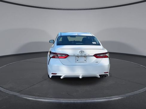 Used 2024 Toyota Camry SE FWD image 7