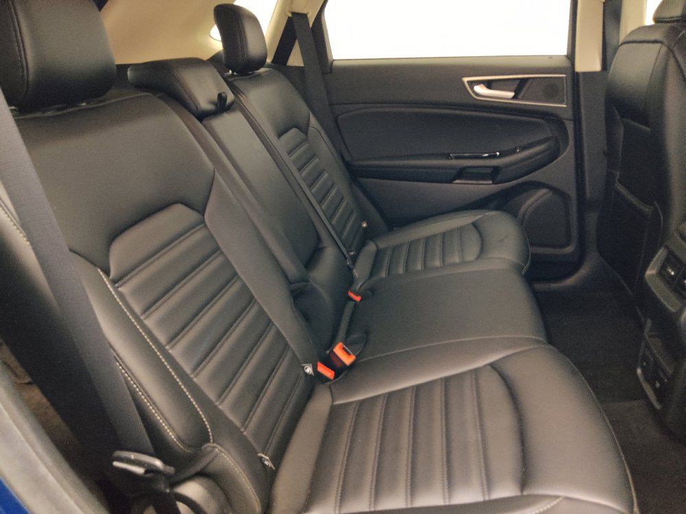 Used 2020 Ford Edge SEL w/ Convenience Package FWD image 19