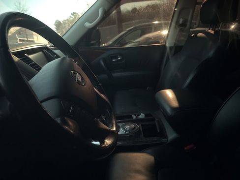 Used 2019 Nissan Armada Platinum w/ Captain's Chairs Package image 6