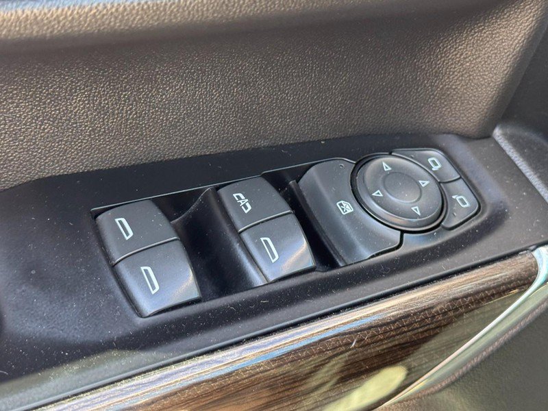 Used 2019 Chevrolet Silverado 1500 LT w/ All-Star Edition AWD/4WD image 22