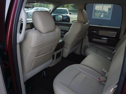 Used 2016 RAM 1500 Laramie w/ Convenience Group AWD/4WD image 17
