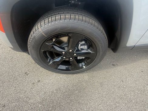 New 2025 Jeep Grand Cherokee L Limited w/ Black Appearance Package image 48