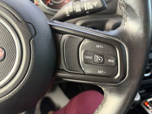 Used 2021 Jeep Wrangler Unlimited Sport AWD/4WD image 28