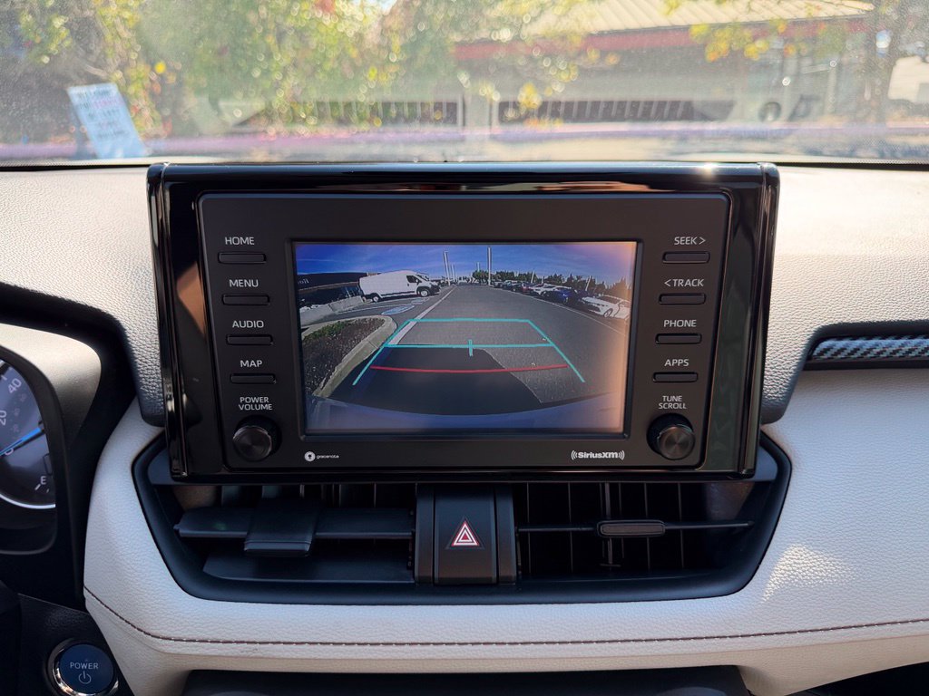 Used 2020 Toyota RAV4 XLE w/ XLE Grade Weather Package AWD/4WD image 22