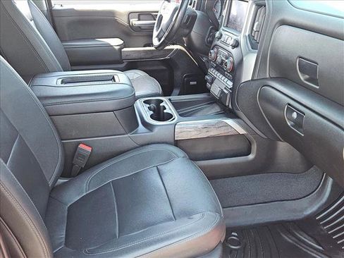 Used 2022 Chevrolet Silverado 2500 LTZ w/ LTZ Plus Package image 21