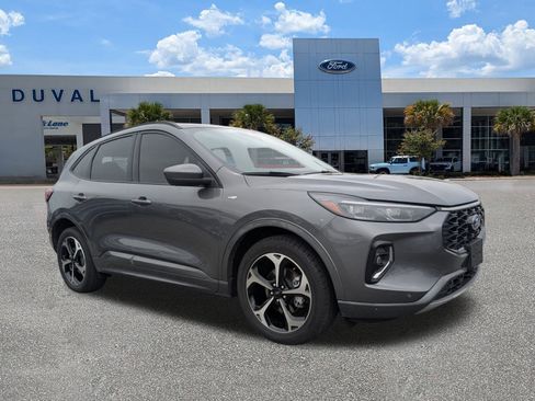 Used 2023 Ford Escape ST-Line Elite image 2