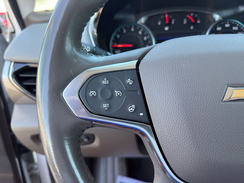 Used 2020 Chevrolet Traverse LT w/ LT Premium Package image 21