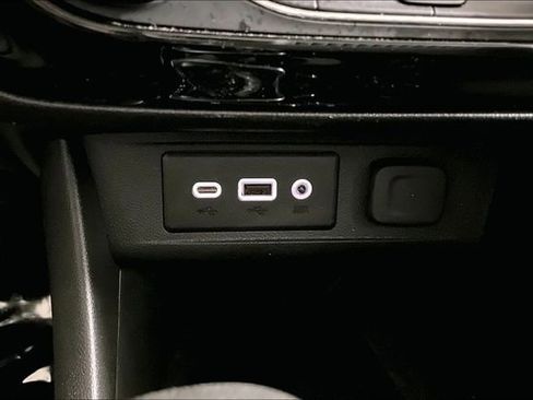 Used 2023 Buick Encore GX Select w/ Sport Touring Package image 33