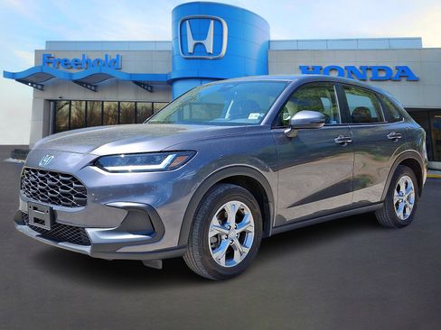 Used 2024 Honda HR-V LX image 3
