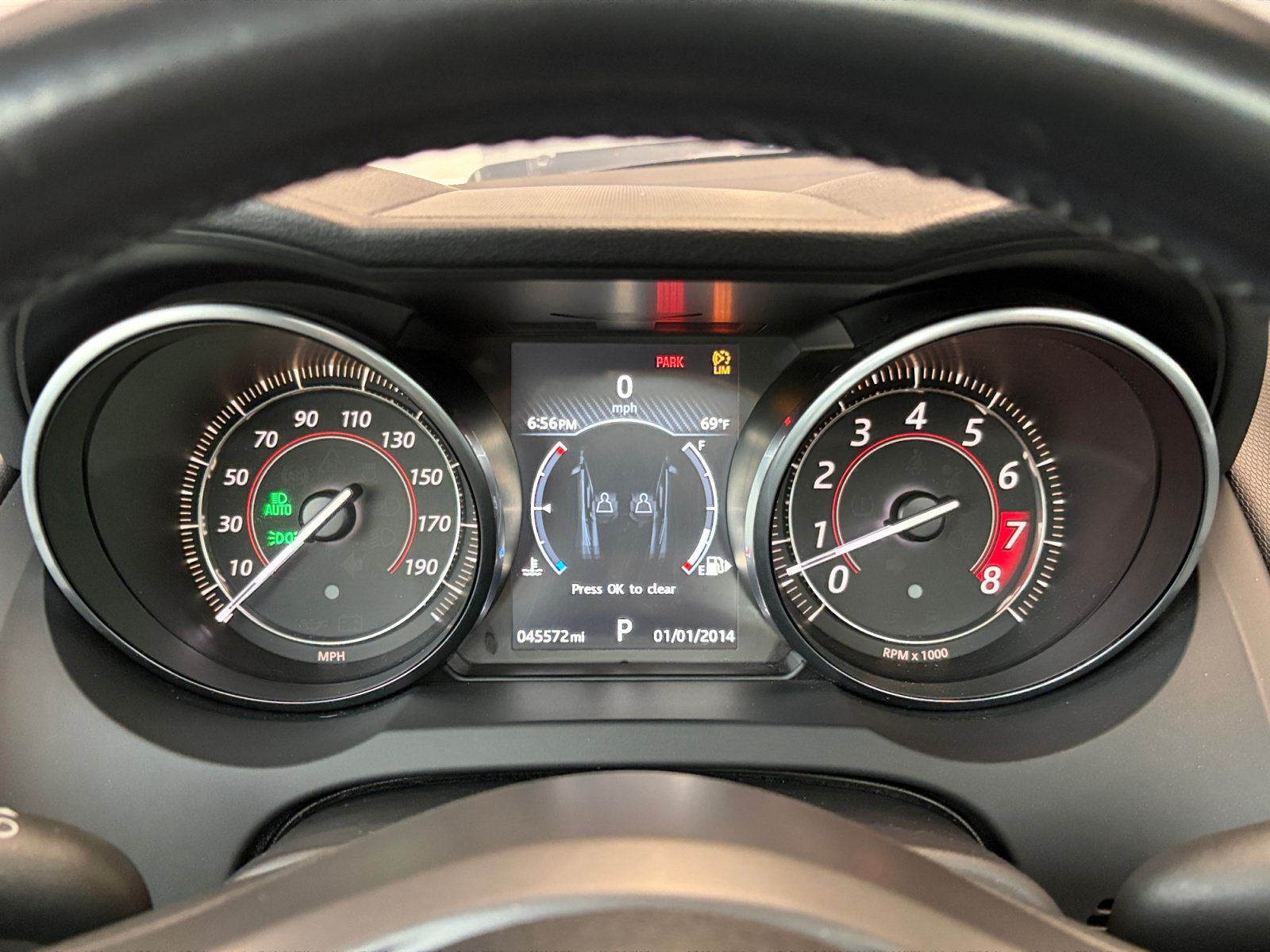 Used 2017 Jaguar F-TYPE Coupe RWD image 10