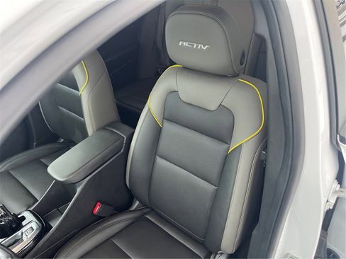 Used 2025 Chevrolet Trax ACTIV w/ Driver Confidence Package image 37