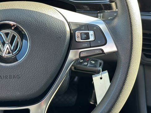 Used 2019 Volkswagen Jetta S image 30