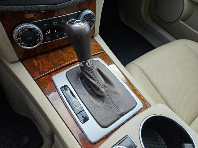Used 2011 Mercedes-Benz C 300 4MATIC Sedan image 26