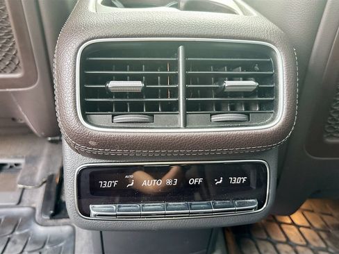 Used 2020 Mercedes-Benz GLS 450 4MATIC image 17