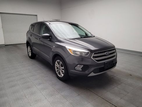 Used 2017 Ford Escape SE FWD image 13