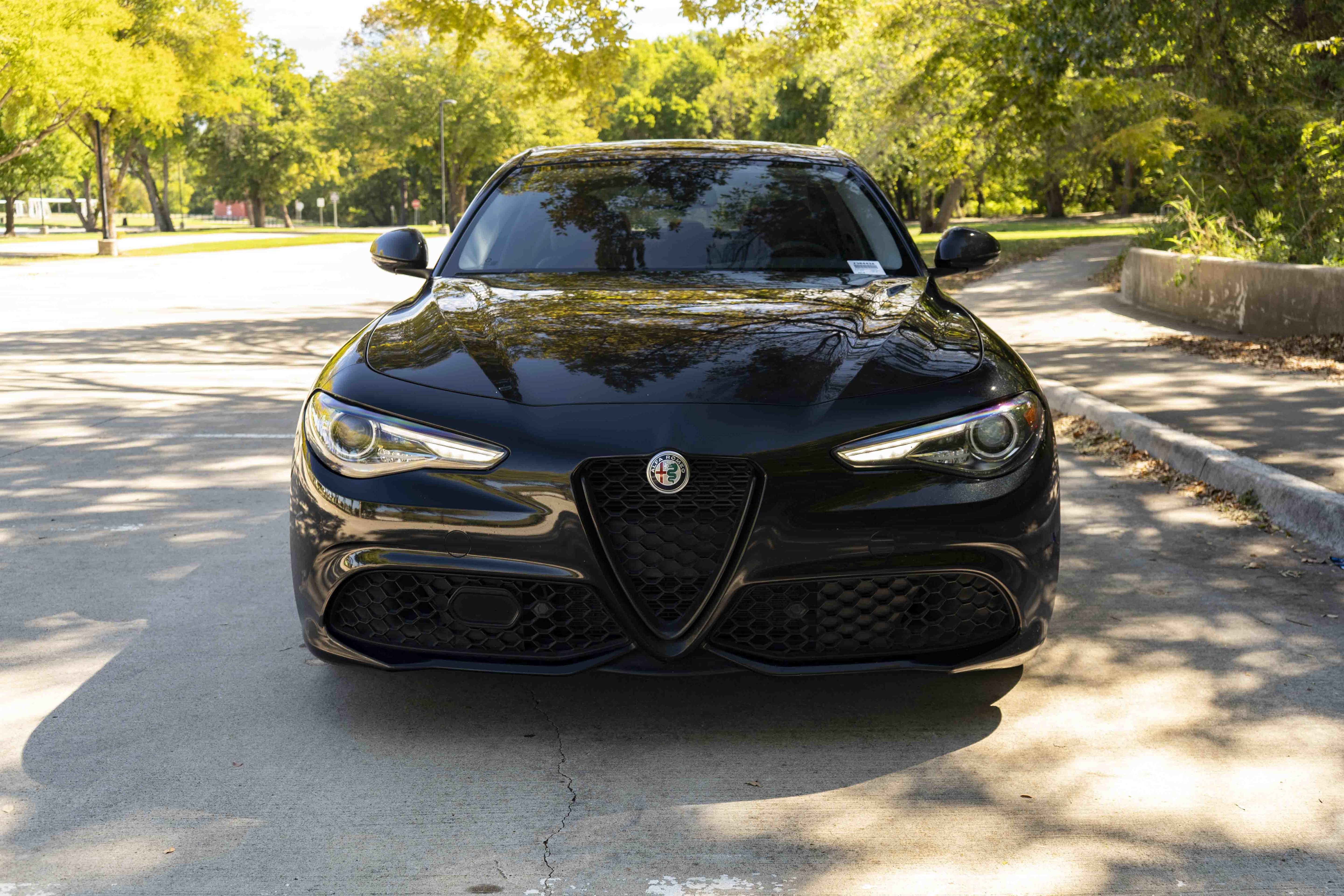 Used 2019 Alfa Romeo Giulia Ti Sport w/ Quick Order Package 22U Sport RWD image 3