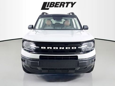 Certified 2022 Ford Bronco Sport Outer Banks w/ Tech Package image 2