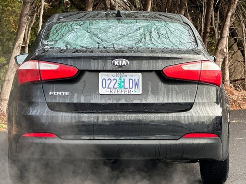 Used 2016 Kia Forte LX image 5