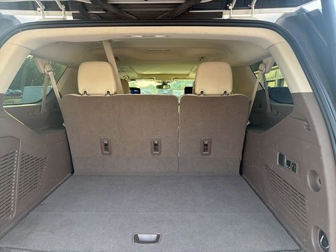 Used 2021 GMC Yukon XL Denali image 6