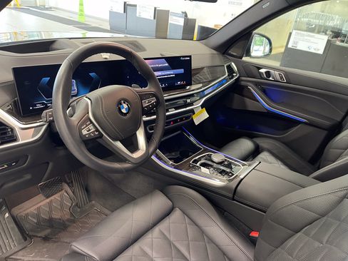 Used 2026 BMW X5 xDrive40i w/ Climate Comfort Package AWD/4WD image 10
