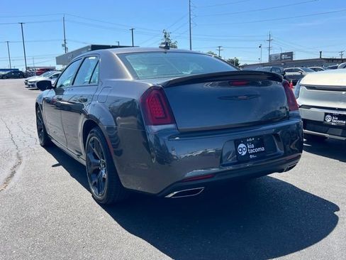 Used 2021 Chrysler 300 S w/ S Model Appearance Package RWD image 11