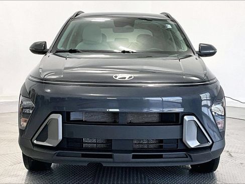 Certified 2024 Hyundai Kona SEL AWD/4WD image 3