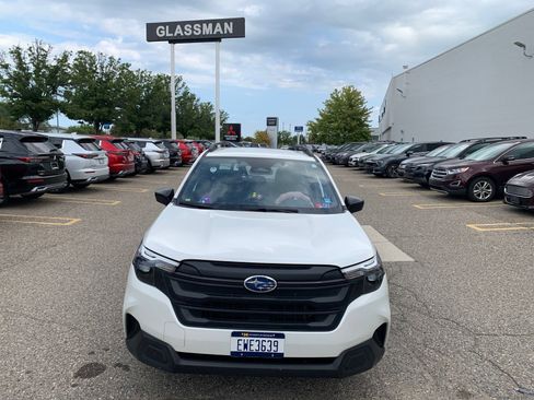 Used 2025 Subaru Forester AWD/4WD image 1
