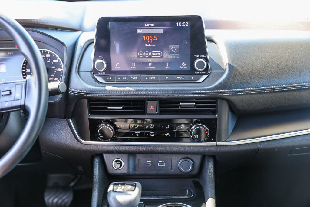 Used 2023 Nissan Rogue S FWD image 3