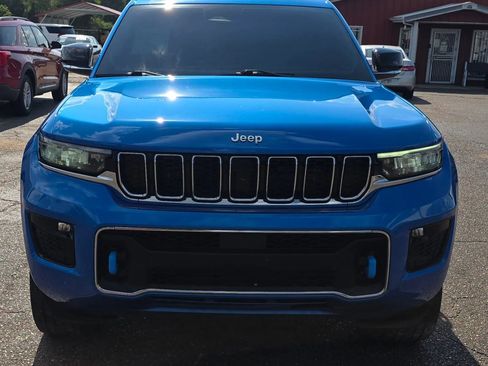 Used 2022 Jeep Grand Cherokee Overland AWD/4WD image 8