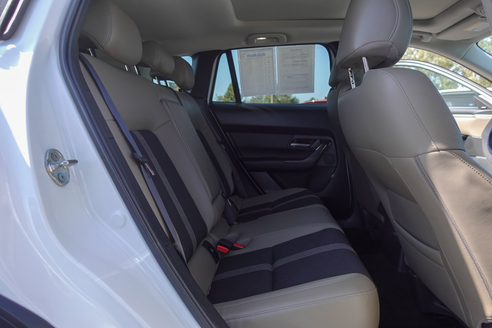 Certified 2025 MAZDA CX-50 AWD 2.5 S w/ Premium Package image 16