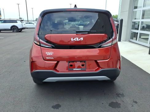 Certified 2024 Kia Soul LX w/ Option Group 015 FWD image 6