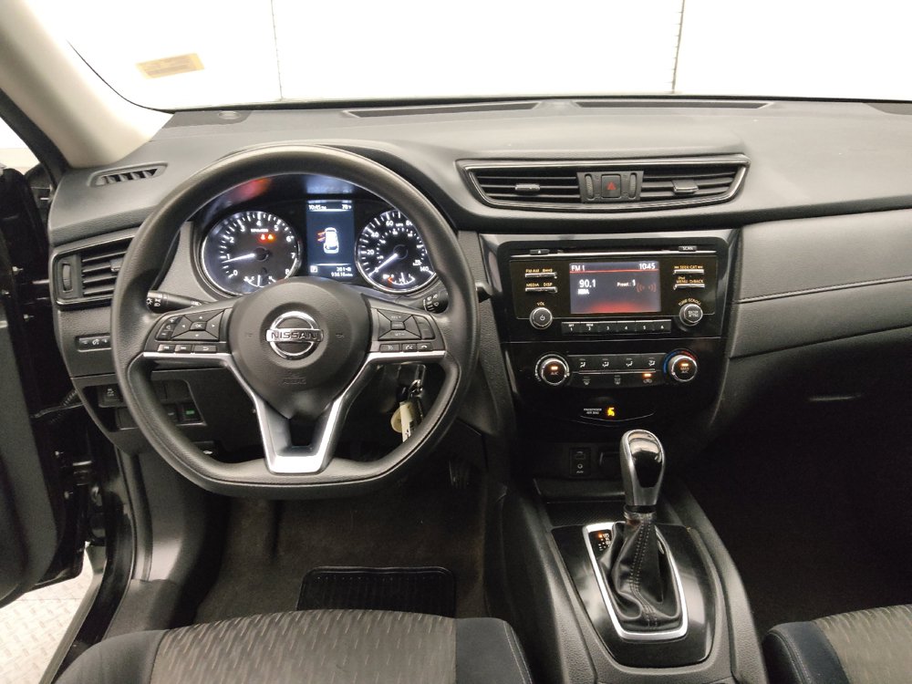 Used 2017 Nissan Rogue S FWD image 22
