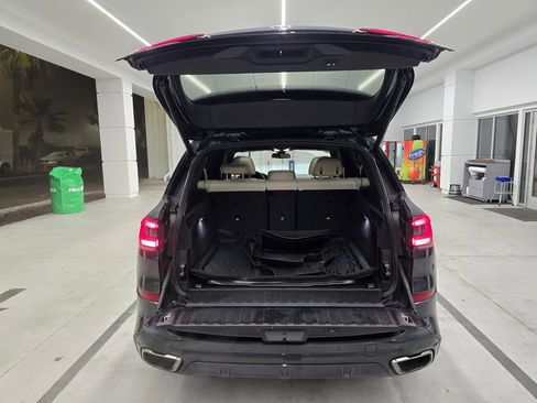 Used 2021 BMW X5 M50i w/ Premium Package image 42