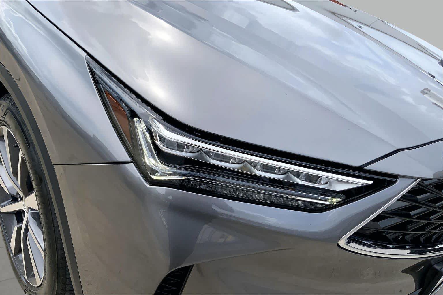 Used 2025 Acura MDX w/ Technology Package FWD image 28