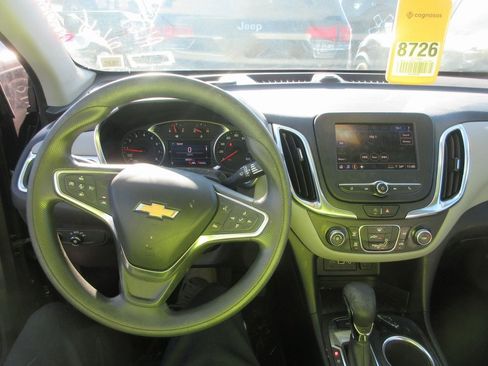 Used 2022 Chevrolet Equinox LS w/ LS Convenience Package image 13