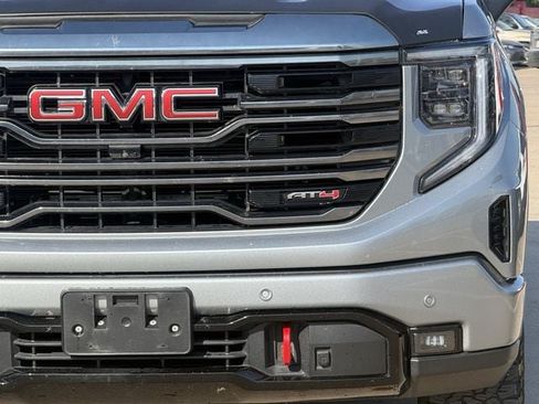 Used 2023 GMC Sierra 1500 AT4 w/ Technology Package AWD/4WD image 8