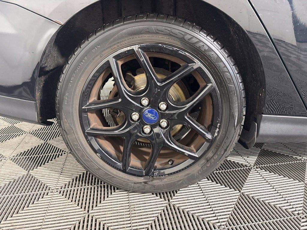 Used 2016 Ford Focus SE FWD image 13