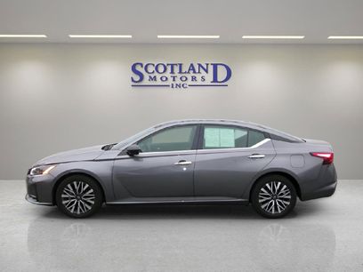 Used 2024 Nissan Altima 2.5 SV