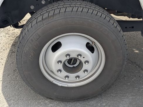 Used 2023 Ford F350 XL image 14